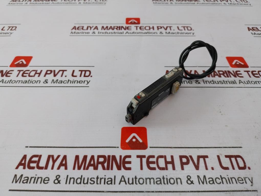 Keyence Fs-v22Rp Digital Fiber Optic Sensor