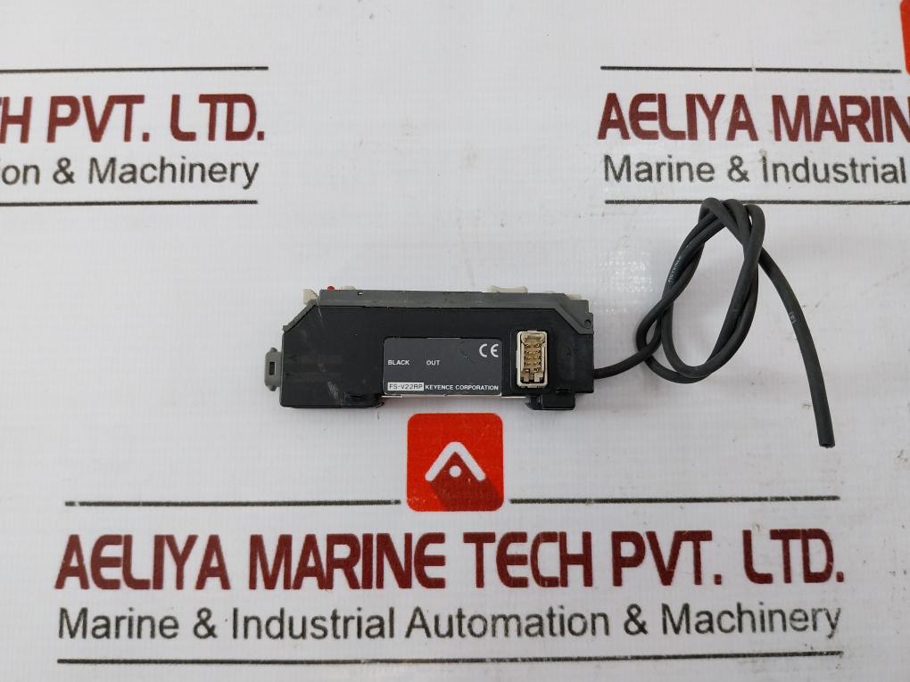 Keyence Fs-v22Rp Digital Fiber Optic Sensor