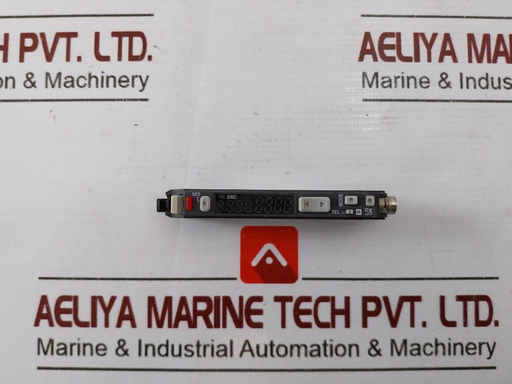 Keyence Fs-v31Cp Digital Fiber Optic Sensor 12-24V Dc