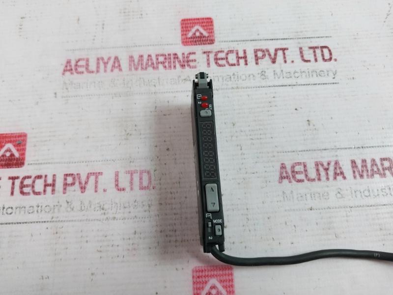 Keyence Lv-11Sap Fiber Optic Digital Laser Sensor Amplifier Main Unit