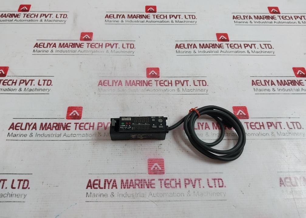 Keyence Lv-21A Digital Laser Sensor 12-24V Dc