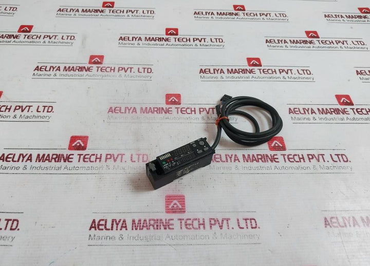 Keyence Lv-21A Digital Laser Sensor 12-24V Dc