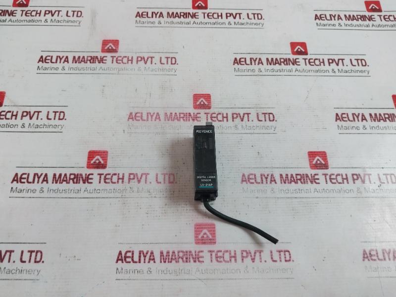 Keyence Lv-21Ap Digital Laser Sensor Lv Series Amplifier Unit Pnp 12-24Vdc