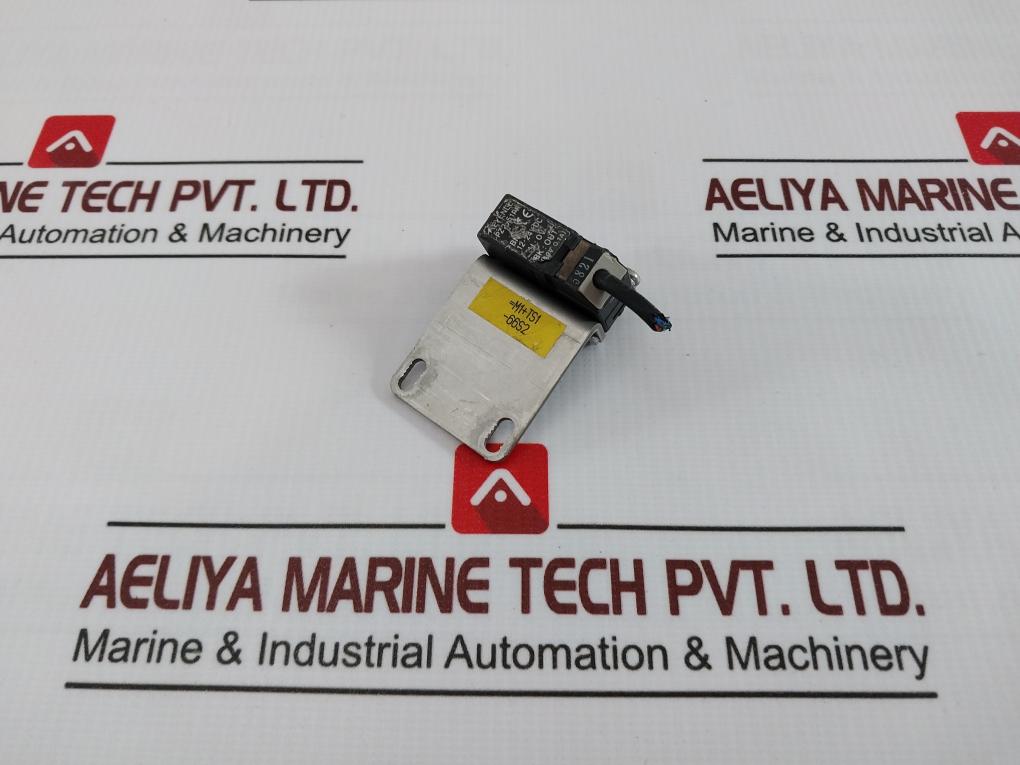 Keyence Pz2-51Pr Photoelectric Receiver Sensor 12-24V Dc 40V 0.1A