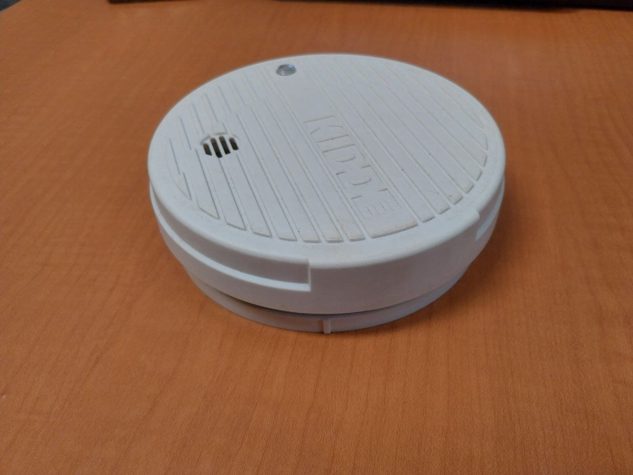 Kidde 0915E White Smoke Alarm Detector 9Volt Battery