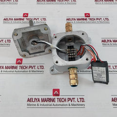 Killark 794A Explosion Proof Box Heat Detector 5A 125Vac 315-049485 Rev O