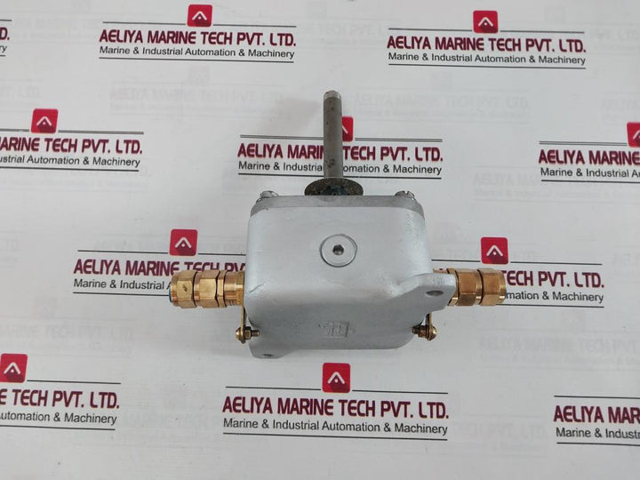 Killark 794A Explosion Proof Box Heat Detector 5A 125Vac 315-049485 Rev O