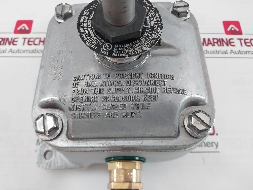 Killark 794A Explosion Proof Box Heat Detector 5A 125Vac 315-049485 Rev O