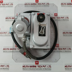 Killark Ugfi20Ad Acceptor-receptacle Interlocked With Switch 120Vac
