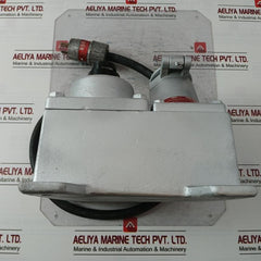 Killark Ugfi20Ad Acceptor-receptacle Interlocked With Switch 120Vac