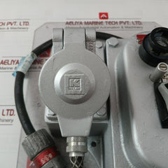 Killark Ugfi20Ad Acceptor-receptacle Interlocked With Switch 120Vac