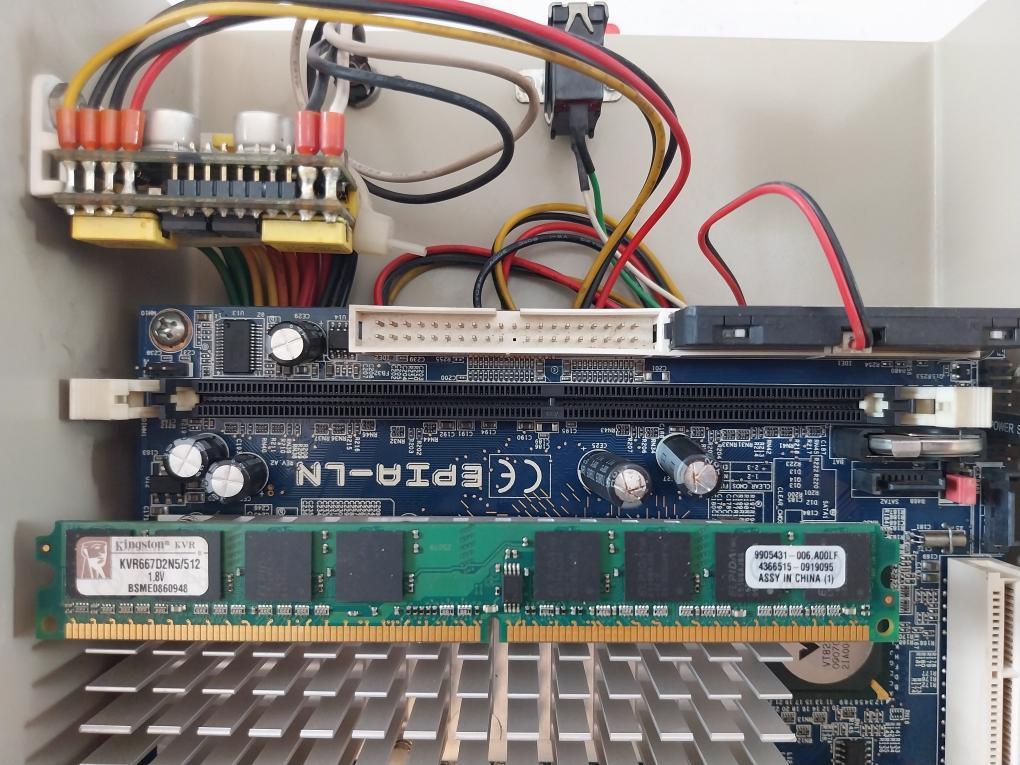 Via Epia-ln Mini-itx Mainboard 10000Eag Mother Board With Cabinet