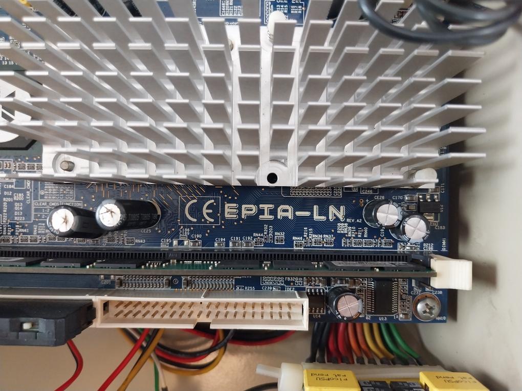 Via Epia-ln Mini-itx Mainboard 10000Eag Mother Board With Cabinet