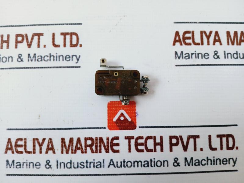 Kissling MZT1 361 305 Microswitch with Roller Lever 10A 250V