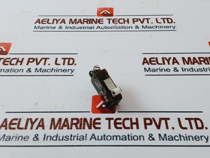 Kissling MZT1 361 305 Microswitch with Roller Lever 10A 250V