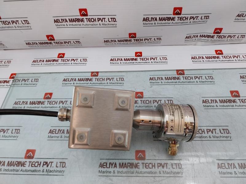 Klay Instruments Hyd-ca(20M)-d-f-g16-54-59 Pressure Transmitter W/ Cable
