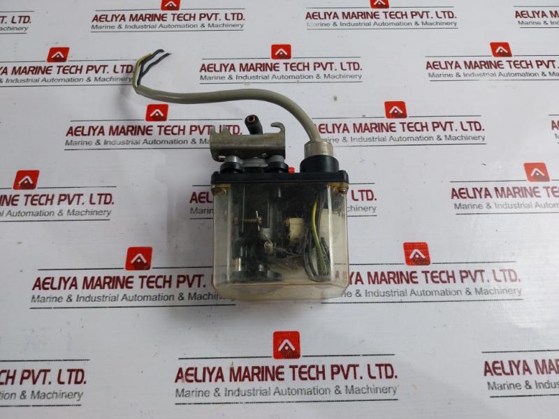 Klockner-moeller Mcs 11 Pressure Switch 125V- 0,18Kw