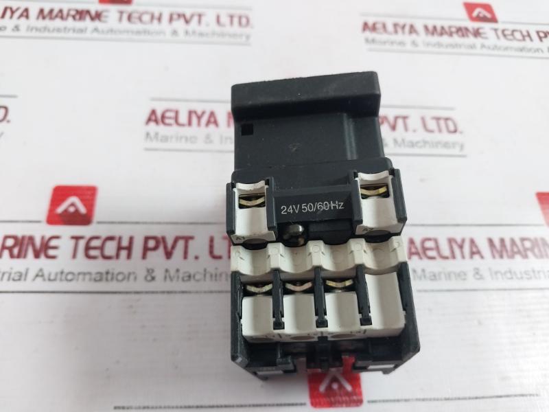 Klockner Moeller Dil00M Contactor 24V 50/60Hz Vde 0660