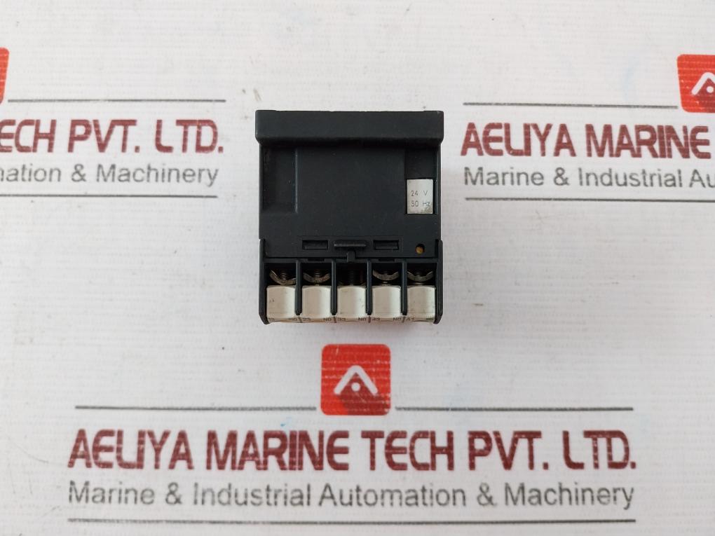 Klockner Moeller Dil Er-40 Industrial Control Relay 24V 50Hz Iec 947 Vde 0660