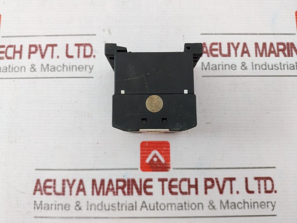 Klockner Moeller Dil Er-40 Industrial Control Relay 24V 50Hz Iec 947 Vde 0660