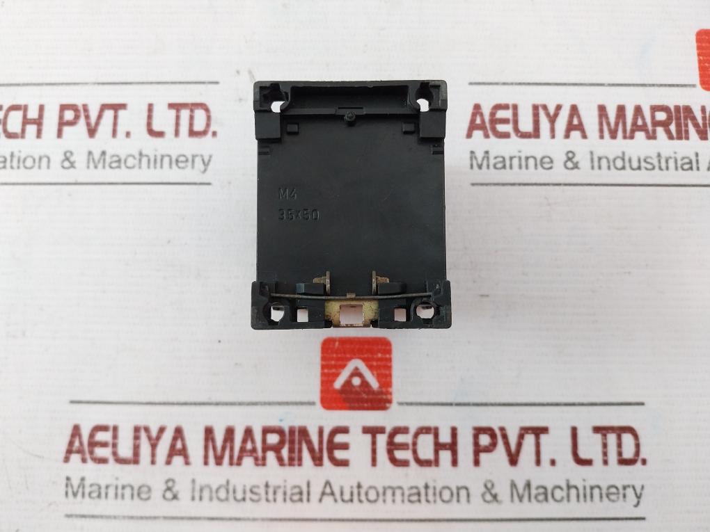 Klockner Moeller Dil Er-40 Industrial Control Relay 24V 50Hz Iec 947 Vde 0660