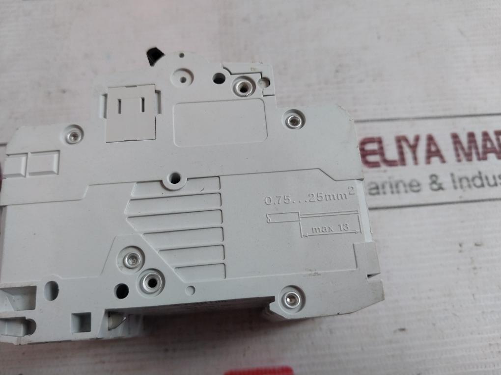 Klockner Moeller Fazn B10-3 Miniature Circuit Breaker 6000/3 5Ka-277/480Vac