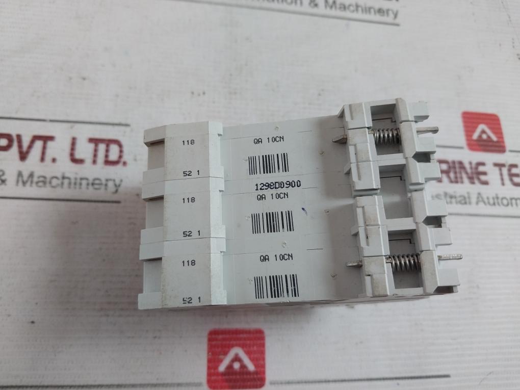 Klockner Moeller Fazn C10-3 Miniature Circuit Breaker 5Ka-277/480Vac 1298D0900