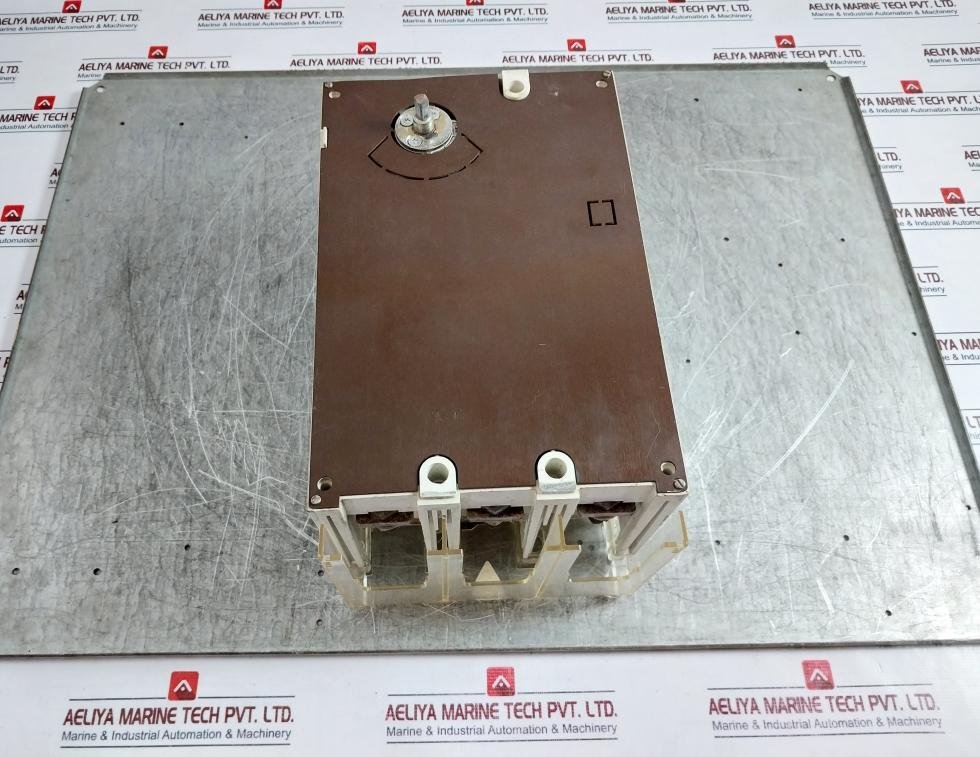 Klockner Moeller Nzm 11-400 Circuit Breaker 690V Ac 400A