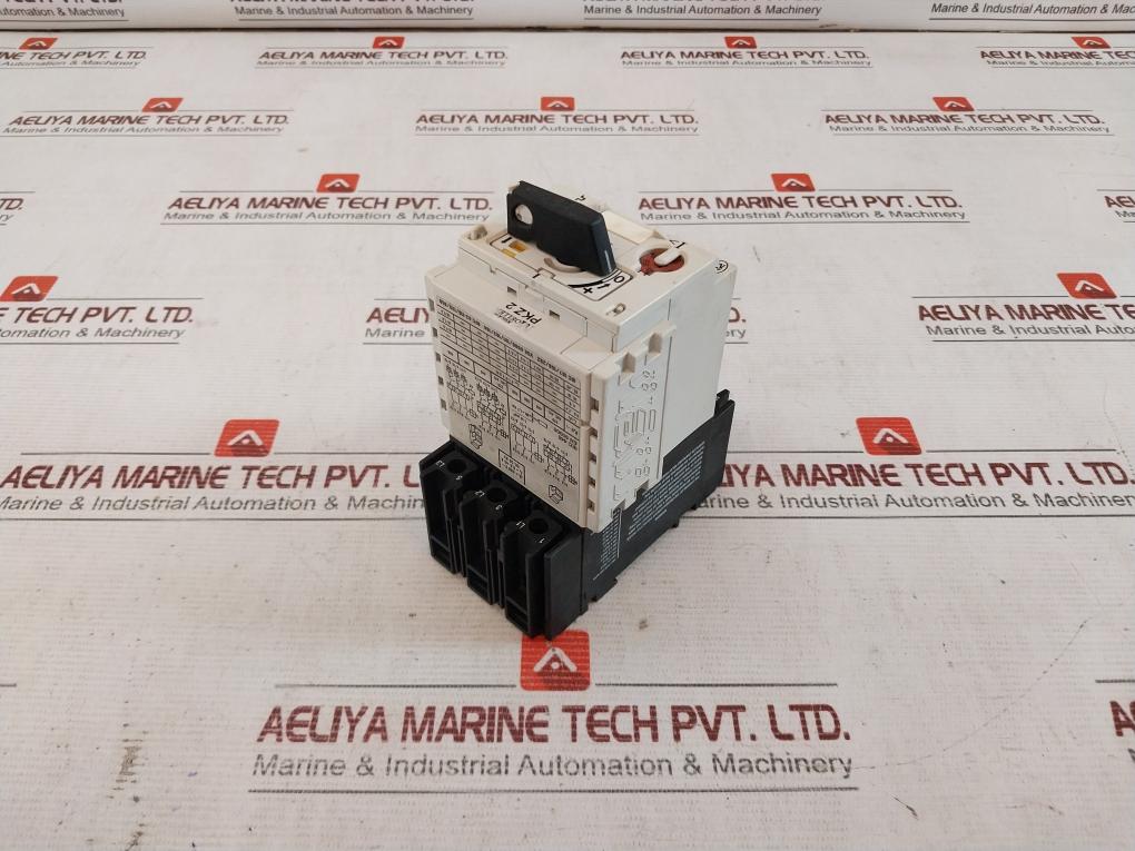 Klockner Moeller PKZ 2 Manual Motor Protector With Base 50/60HZ 42KA-600V AC