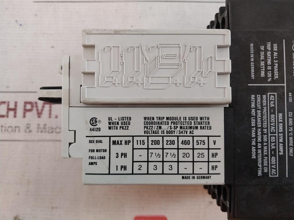 Klockner Moeller PKZ 2 Manual Motor Protector With Base 65KA-480V AC 50/60HZ