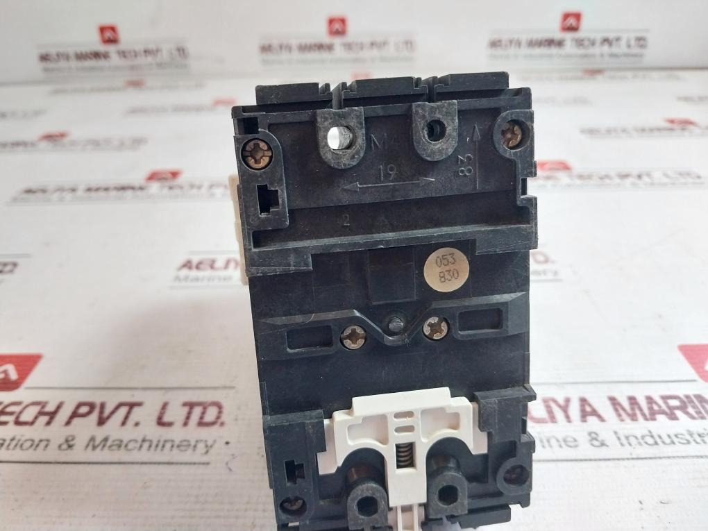 Klockner Moeller Zm-4-pkz2 Manual Motor Protector 690V 0.6-40A 50/60Hz