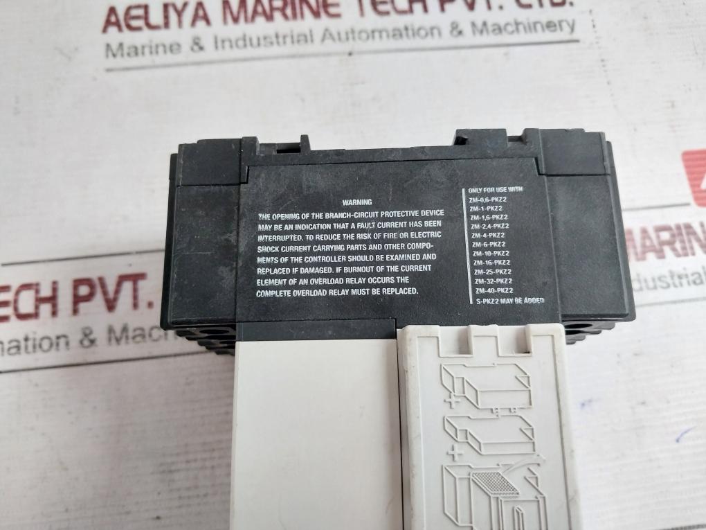 Klockner Moeller Zm-4-pkz2 Manual Motor Protector 690V 0.6-40A 50/60Hz