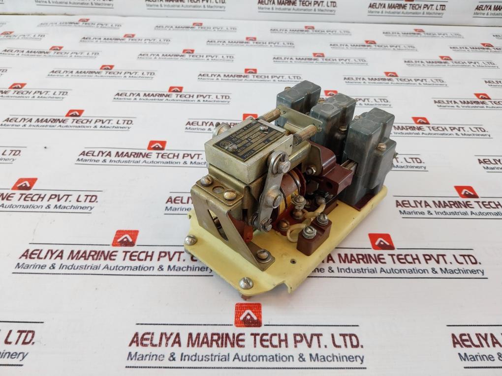 KM2311-8M4 380V Contactor 25A