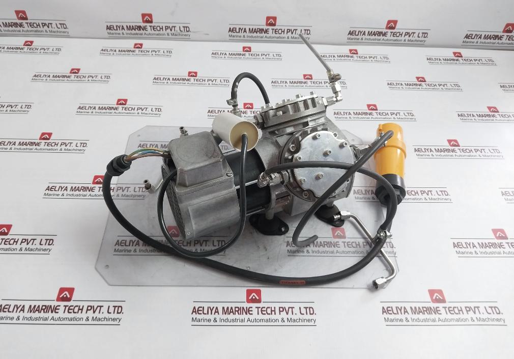 Knf Neuberger Pm19378-026.0 Diaphragm Vacuum Pump 01594078 16 A-4H/110-130V-