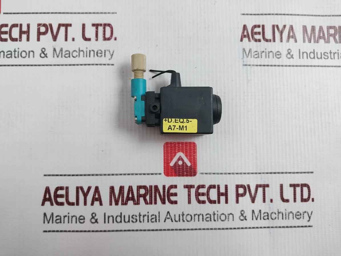 Knf Pml11440-fmm20 Solenoid Diaphragm Pump W/ Mounting Bracket 24V 0.51A