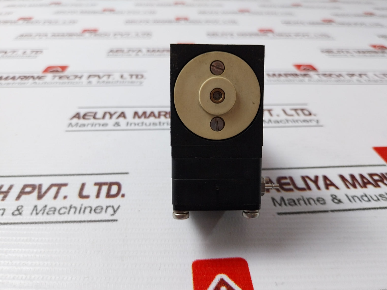 Knf Pml 2285-nf 30 Diaphragm Liquid Pump 3/385555