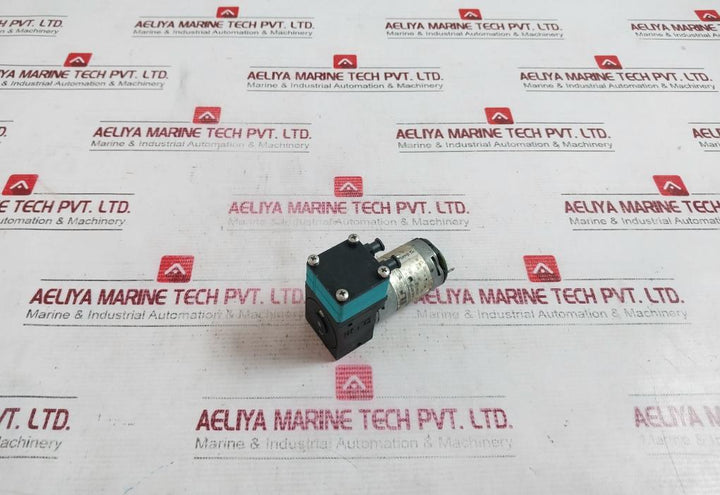 Knf Pml6916-nf 30 Diaphragm Liquid Pump 1 Barg 12.2 W 24V