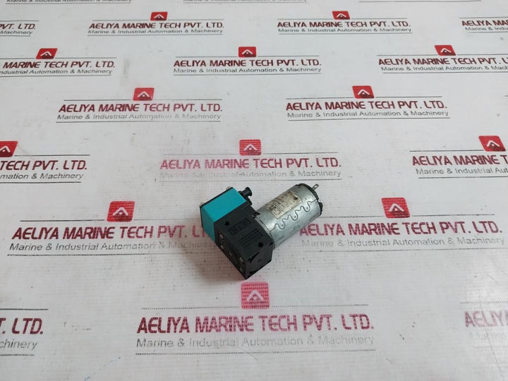 Knf Pml6916-nf 30 Diaphragm Liquid Pump 24V 12.2 W 1 Barg