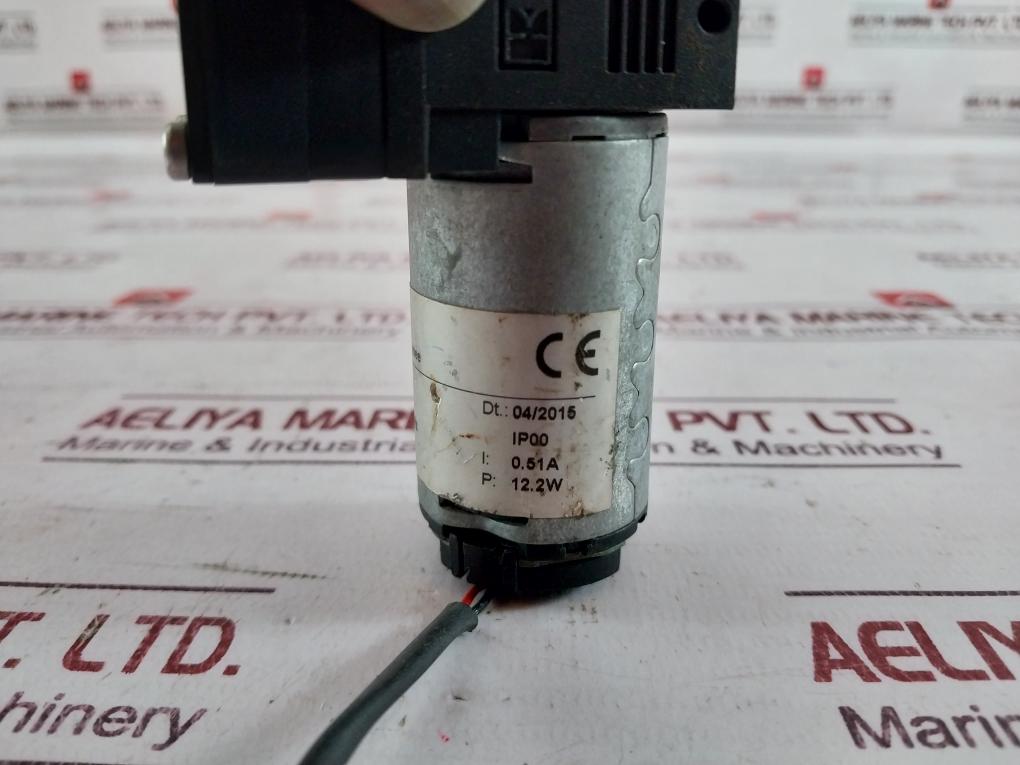 Knf Pml7576-nf30 Diaphragm Liquid Pump 12.2W 0.51A Ip00 100 Kpa (1 Bar)