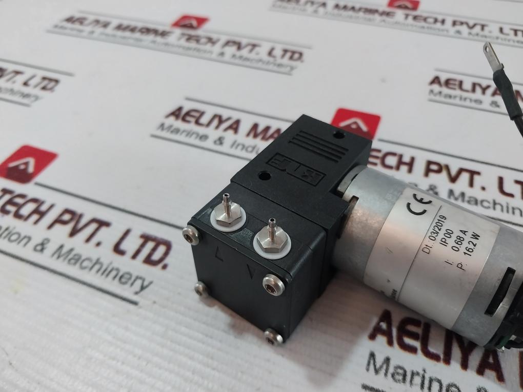Knf Pml2881-nf 30 Diaphragm Pump 24v Dc