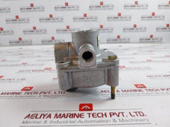 Knorr-bremse 0 481 026 005 Pneumatic Relay Valve 05082 221