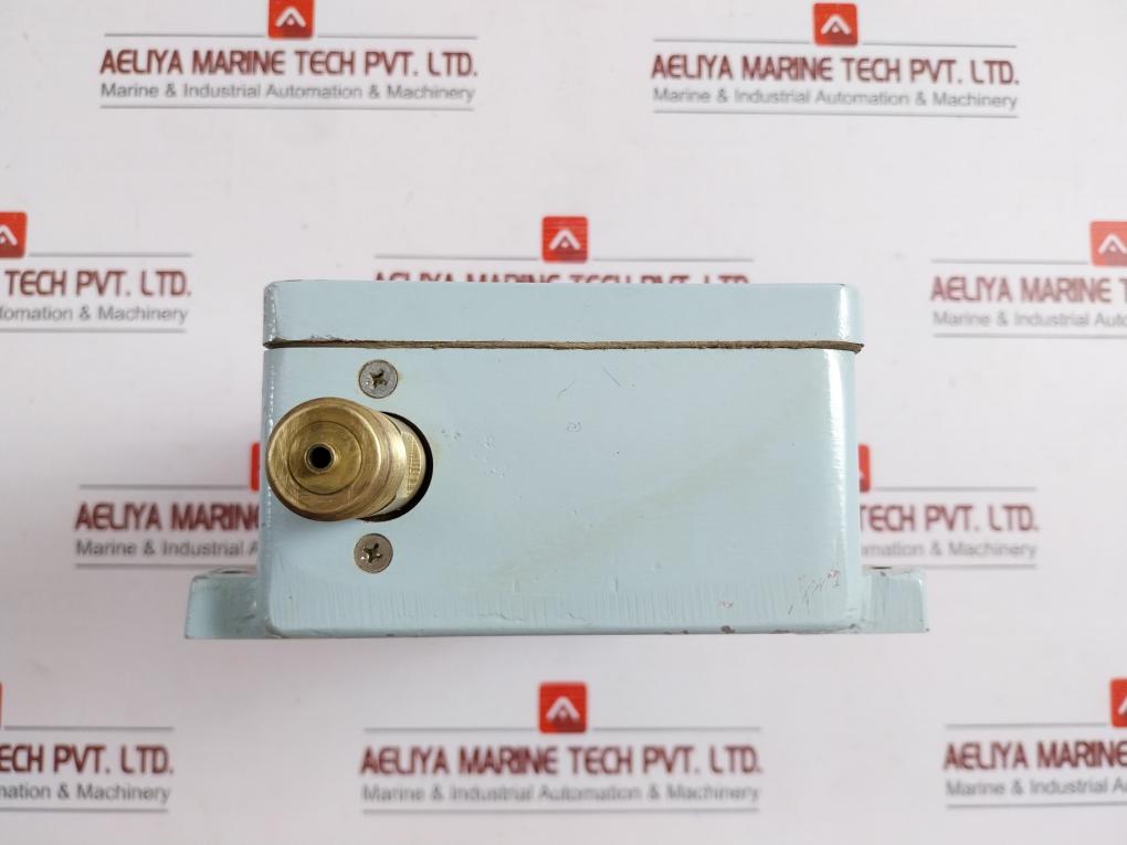 Kobata Pressure Switch 25Kg/Cm2 15A Ba-2C Ac 110 V