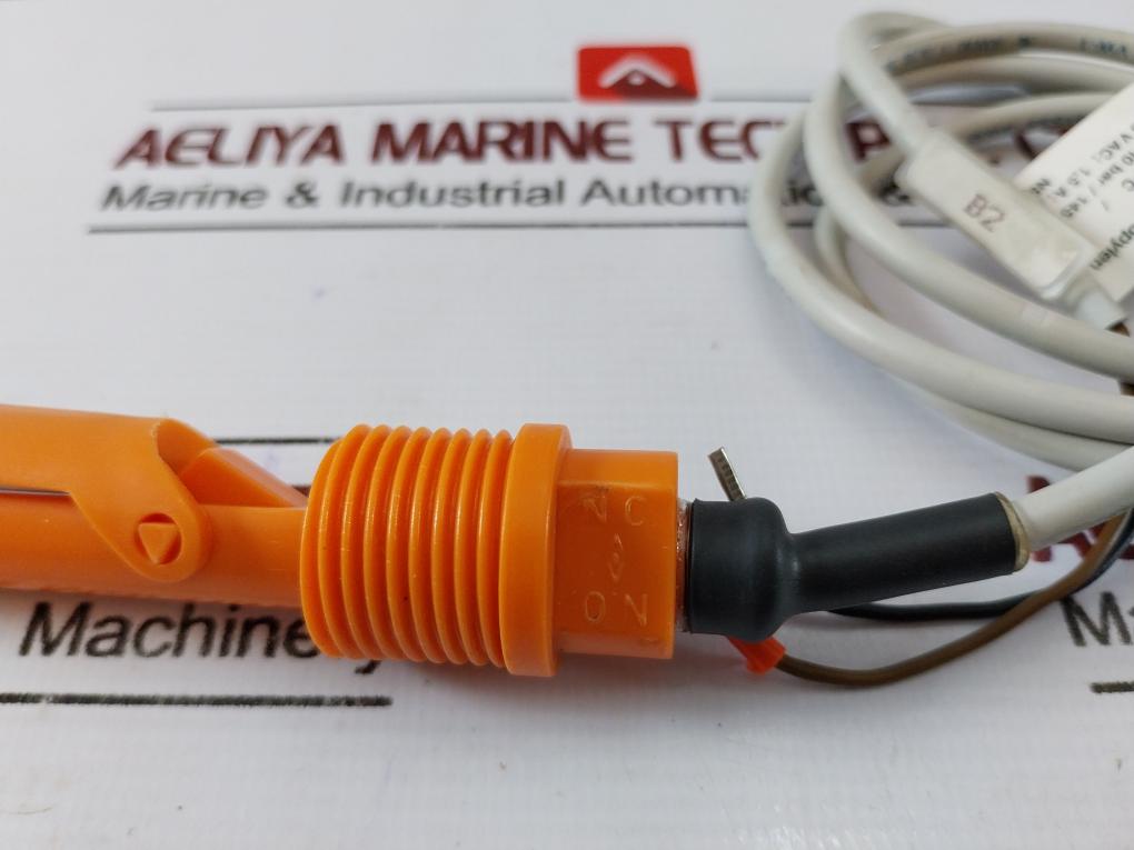 Kobold Nkp Plastic Level Switch Max.Temp.:80˚C/175˚F Max.Press.:10 Bar/145 Psig