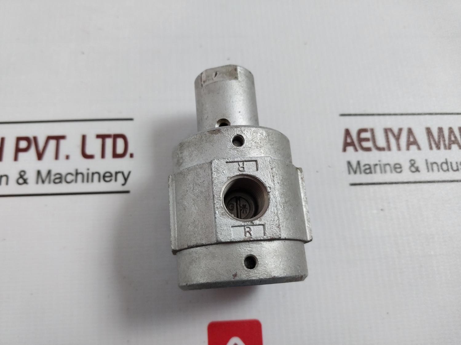 Koganei 250A-11 Diaphragm Type Air-piloted Valve 0.07~0.9Mpa