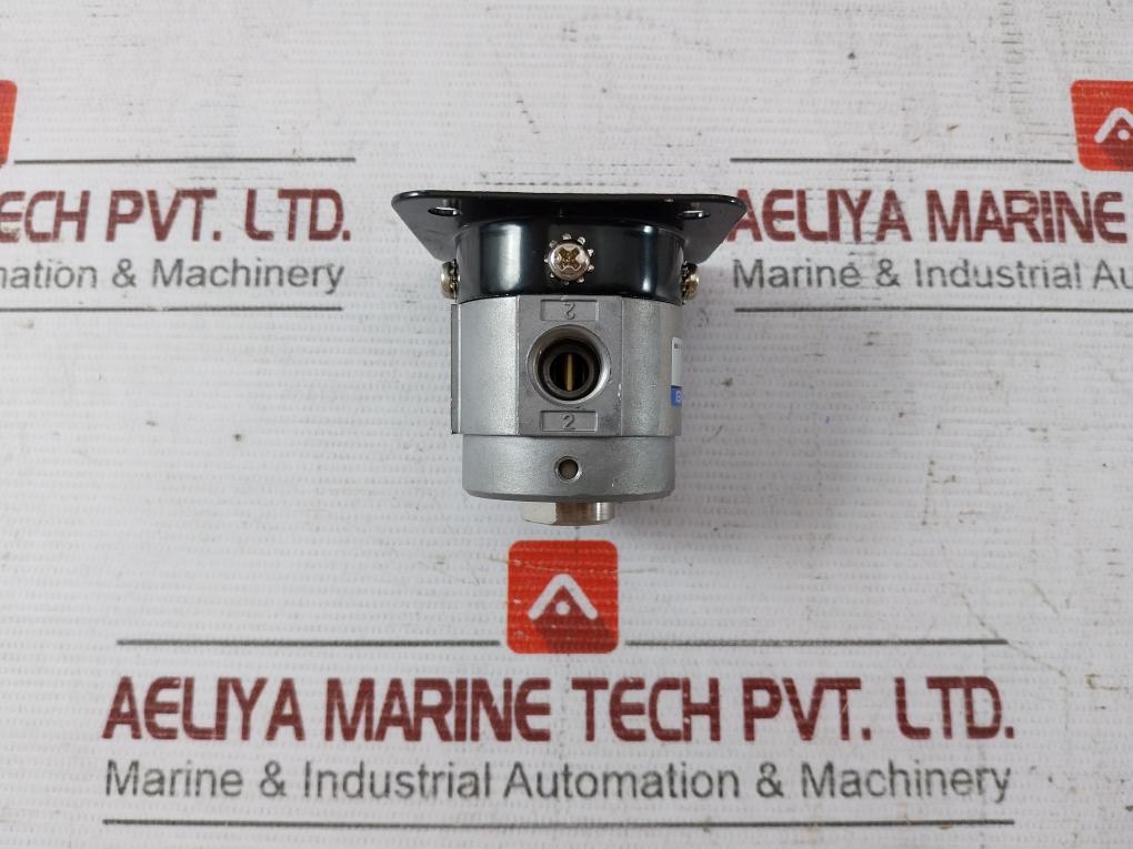 Koganei 250A Air-piloted Valve 0-0.9 Mpa E 63N