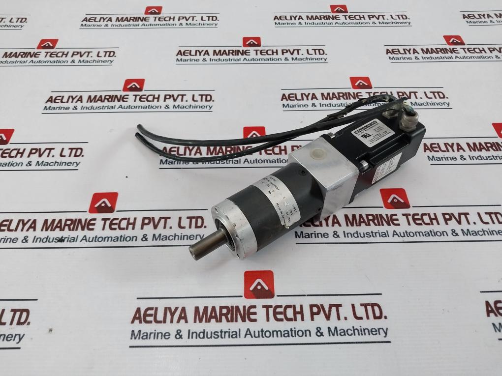 Kollmorgen Akm11B-ancnr-00 Servo Motor 320 Vdc