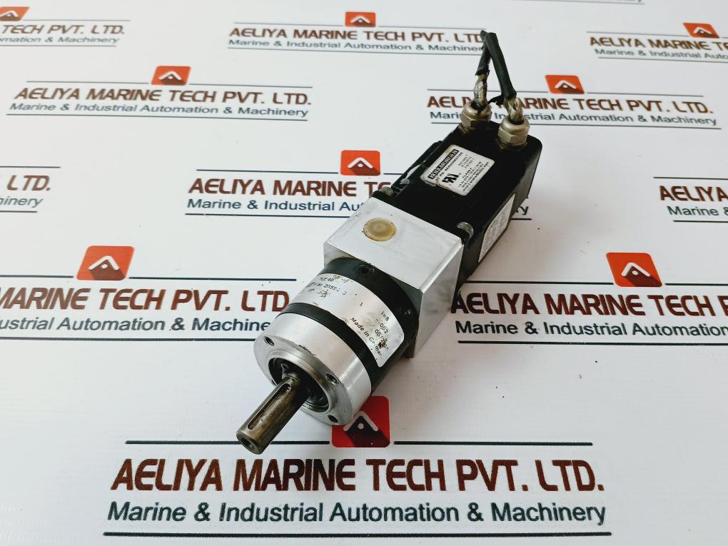 Kollmorgen Akm11B-ancnr-00 Servomotor Ip40 320Vdc