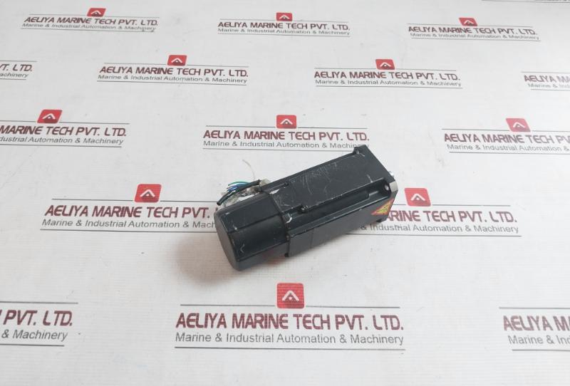 Kollmorgen Akm22E-acc2R-00 Servo Motor E61960, Ps155-1 Ip54 320Vdc 0.58Kw