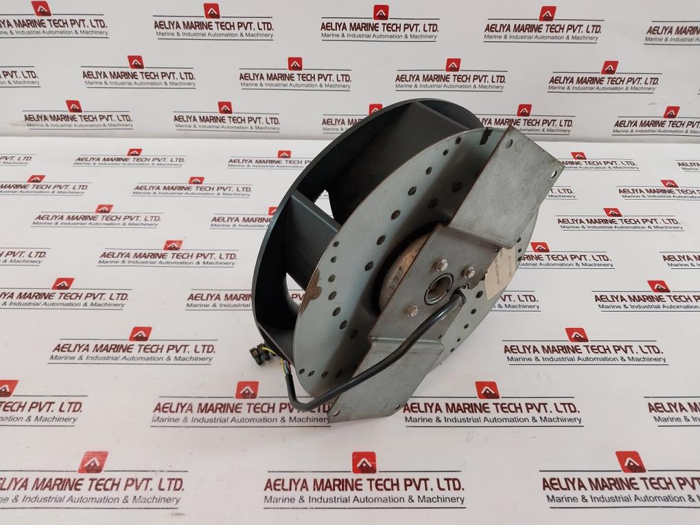 Kone KM264380 Fan with Capacitor C.28.4ACA MKP