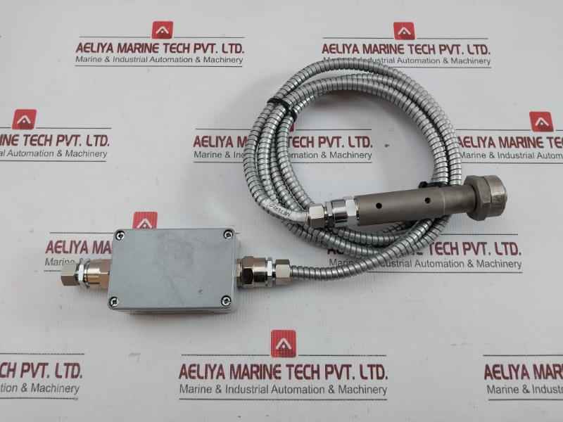 Kongsberg Signal Converter 2 Meter Gt-25/Ge-3A Weight: 1.530 Kg